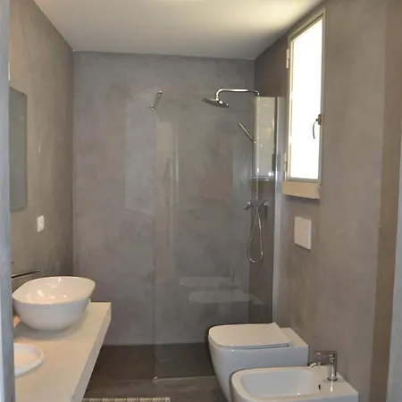 Il Cappero House *